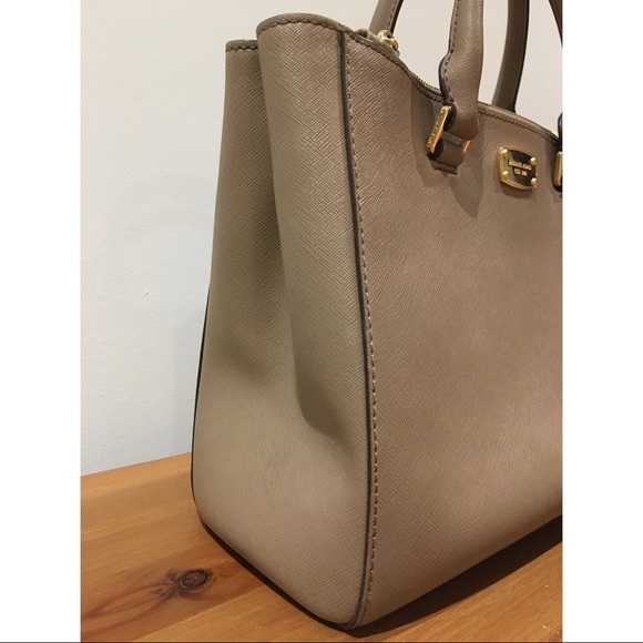 Michael Kors Kellen Satchel Bag in Taupe - Picture 3 of 14